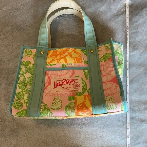 Lilly Pulitzer purse - Picture 10 of 10